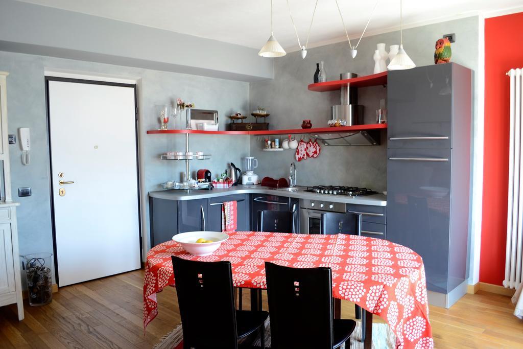 Tremezzina Appartamento Red & Grey Mezzegra Екстериор снимка