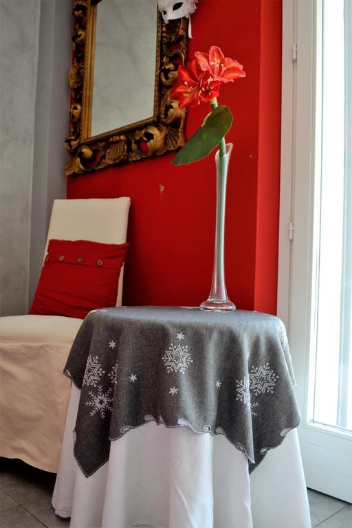 Tremezzina Appartamento Red & Grey Mezzegra Екстериор снимка