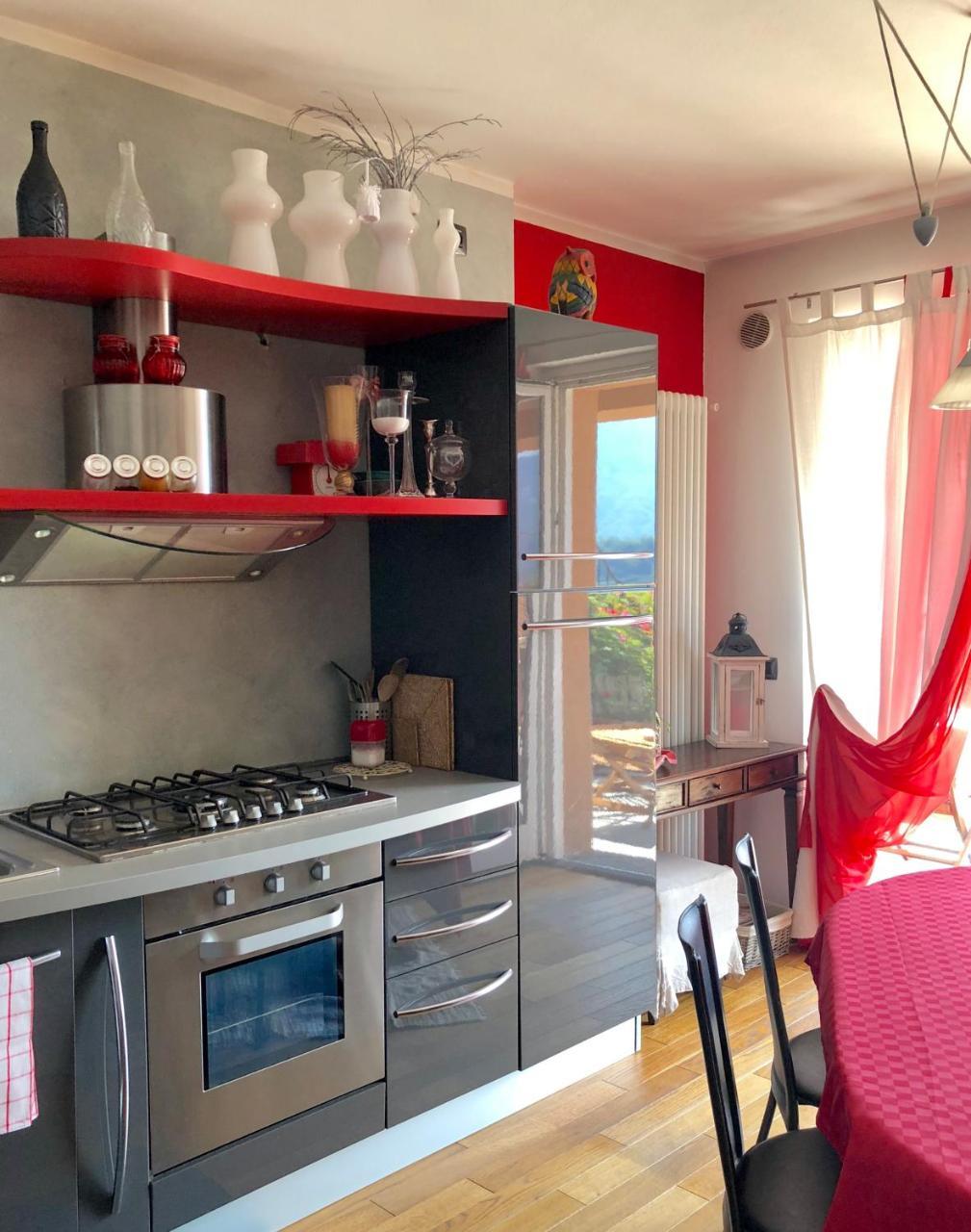 Tremezzina Appartamento Red & Grey Mezzegra Екстериор снимка
