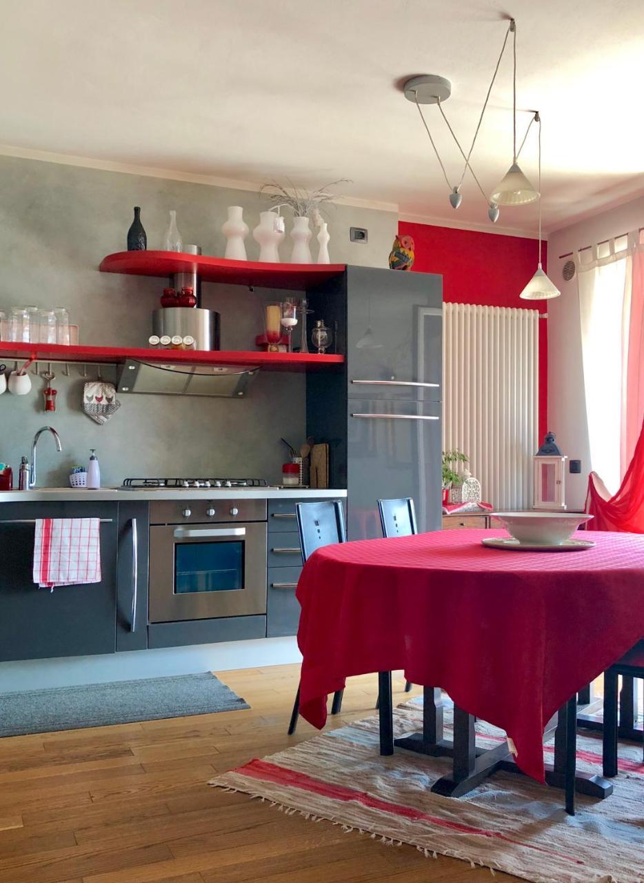 Tremezzina Appartamento Red & Grey Mezzegra Екстериор снимка
