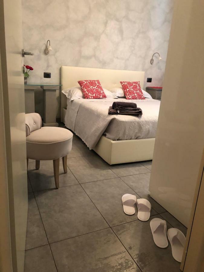 Tremezzina Appartamento Red & Grey Mezzegra Екстериор снимка